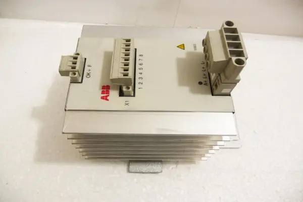Power Supply Voting Device, SS823 3BSE038226R1, ABB